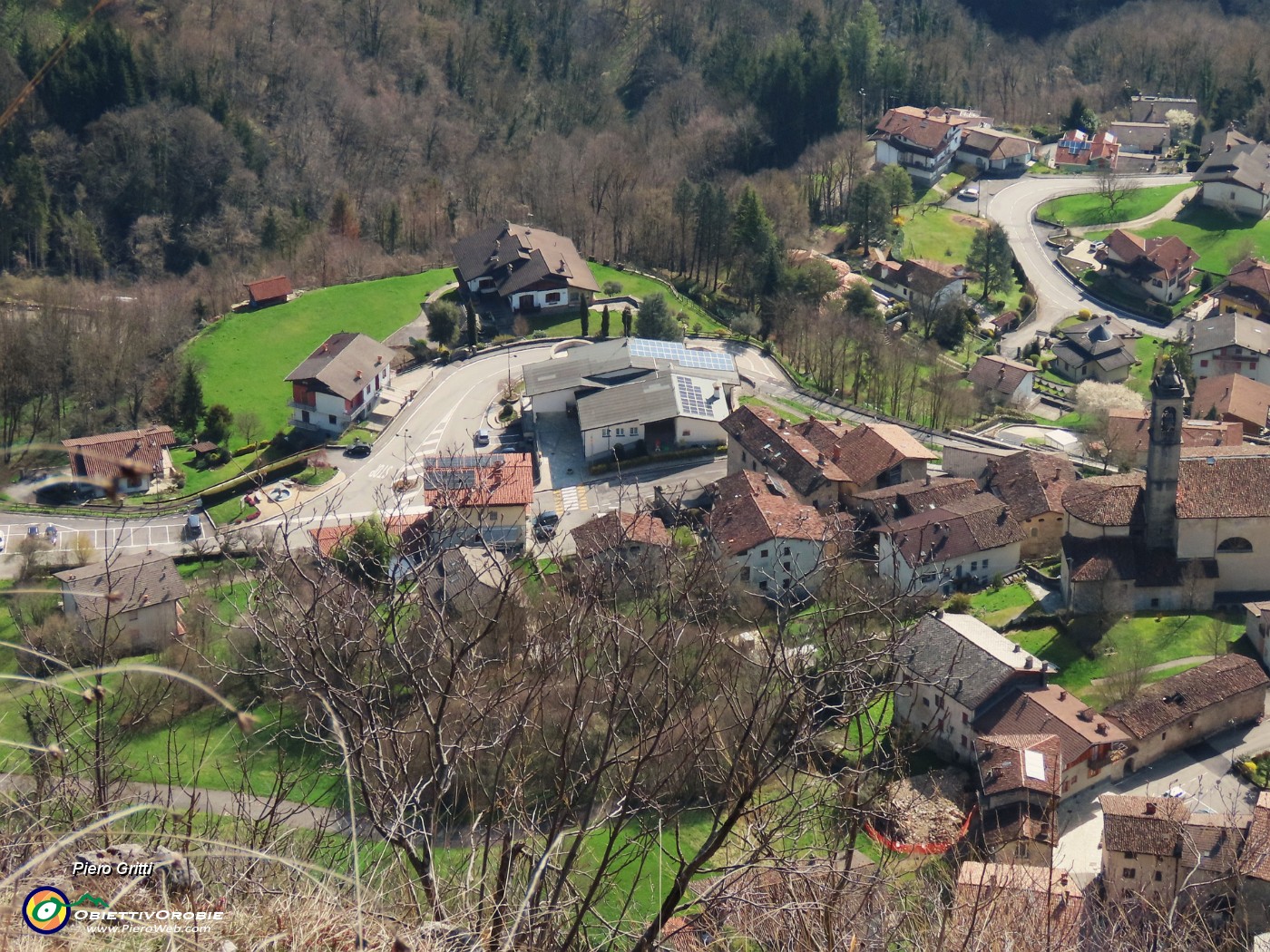 36 Zoom sulla sottostante Bracca.JPG